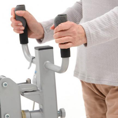 Кронштейн напольный на колесах, для MET TITAN M